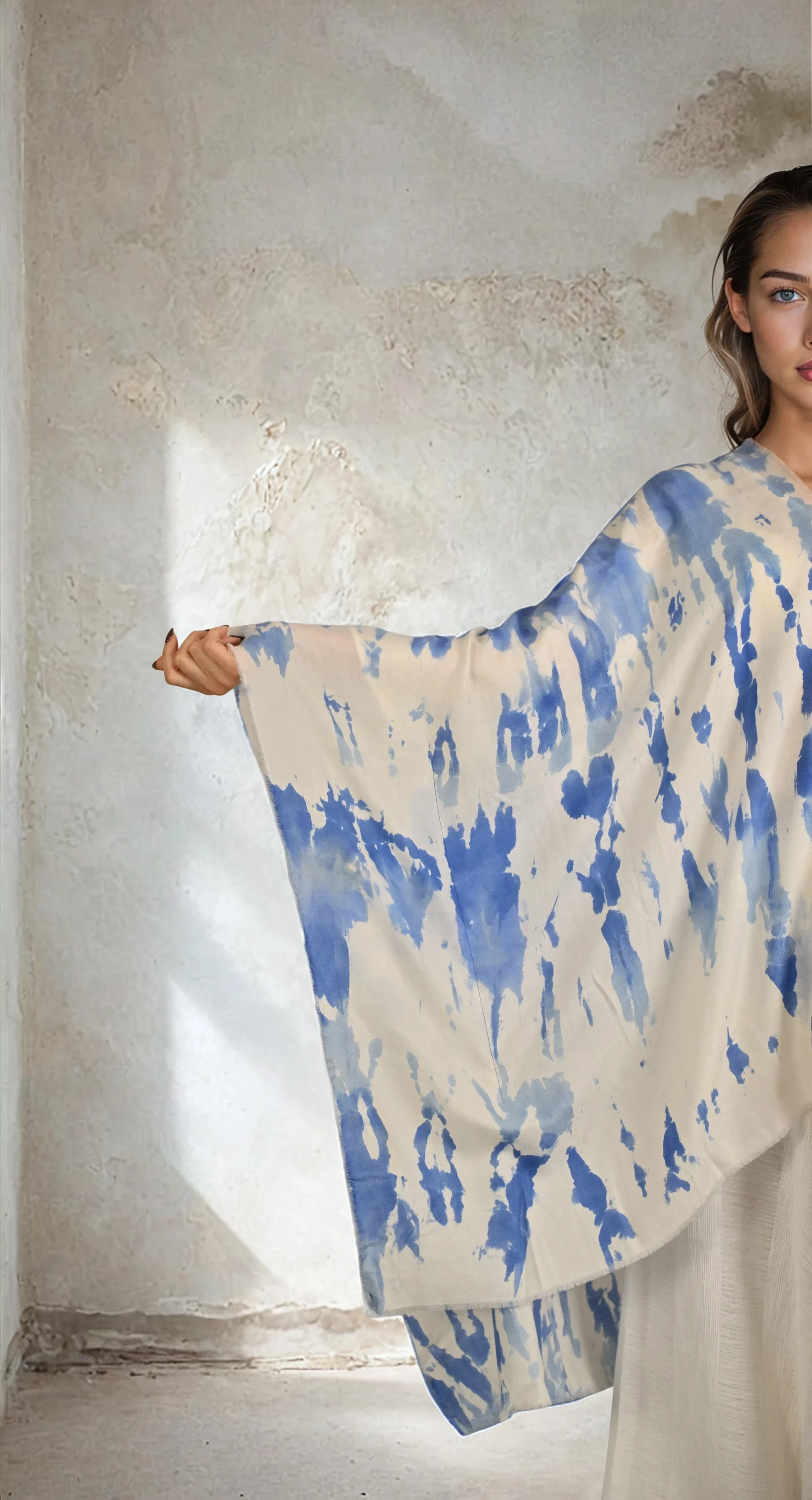 Taormina Cashmere Cape